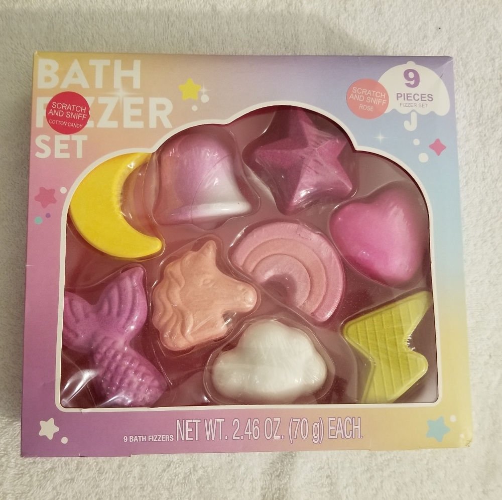 Pink Boxed Bath Fizzer Set 9 Pieces Scented Bath Bombs Individually Wrapped